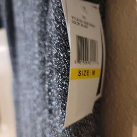 ECI New York womens Giltter Metalic Dress W/ Sleeve and Buttom Flutter Hem - Picture 4 of 9